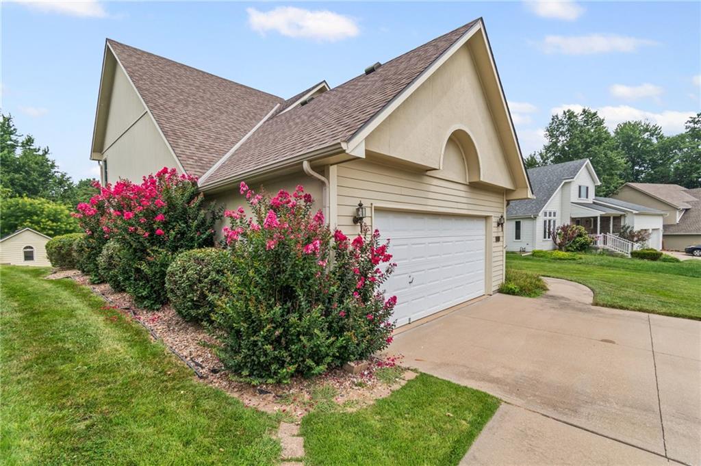 2nd image of 1405 Kensington Ct, Warrensburg, MO 64093 | MLS# 2632608