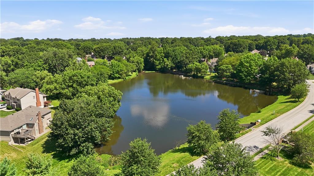 34th image of 1101 Ne Waterfield Village Dr, Blue Springs, MO 64014 | MLS# 2632617