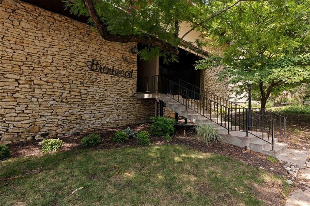 1st image of 4512 Jefferson St #10, Kansas City, MO 64111 | MLS# 2632632