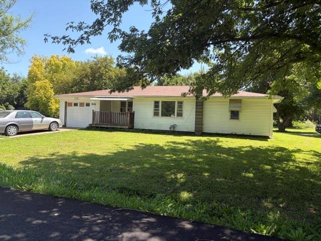 Homes for sale in Saint Joseph, MO | 218 Wilmer Ln, Saint Joseph, MO 64504 | MLS# 2632633