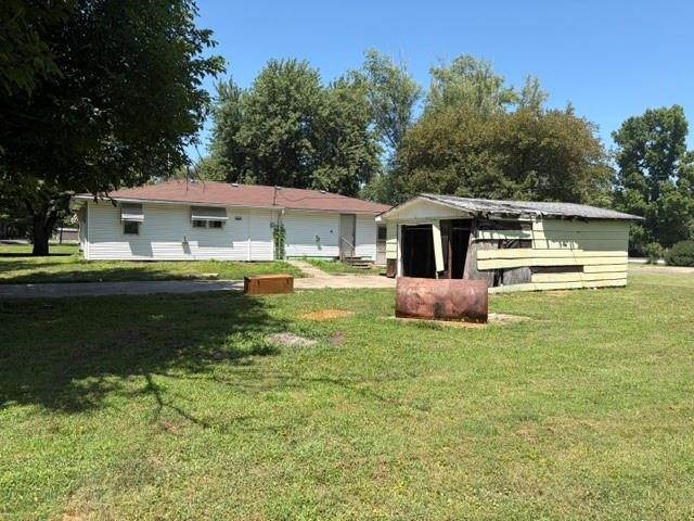 Homes for sale in Saint Joseph, MO | 218 Wilmer Ln, Saint Joseph, MO 64504 | MLS# 2632633