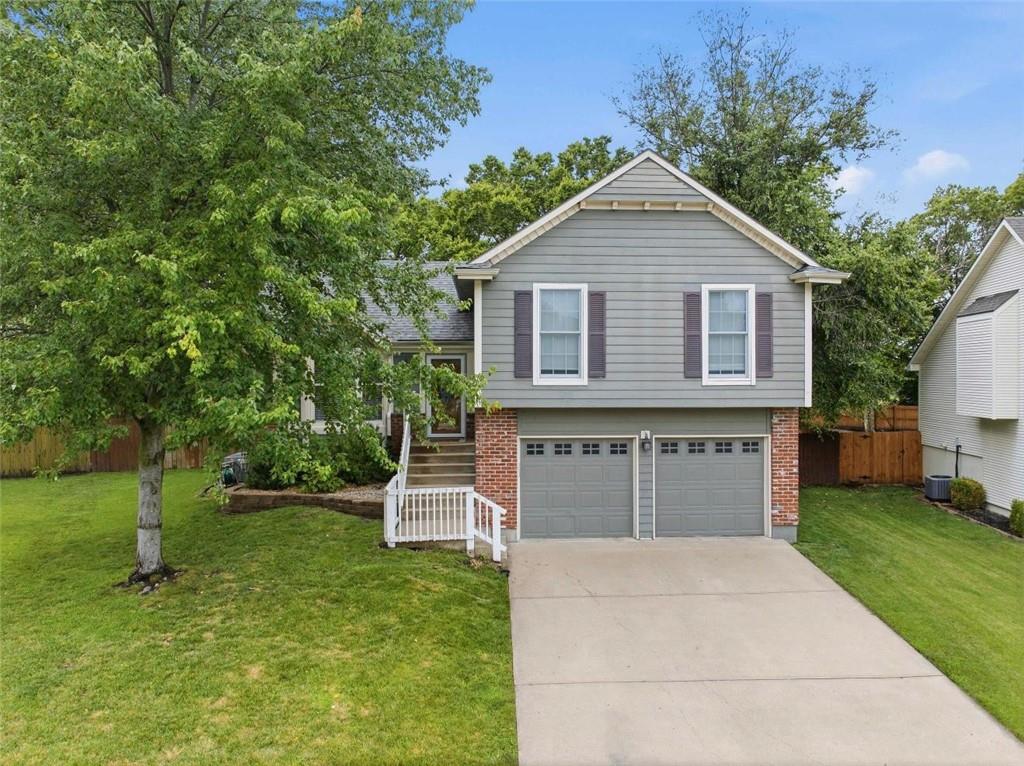 2nd image of 22625 W 64th Ter, Shawnee, KS 66226 | MLS# 2632635