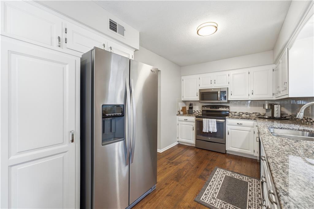 5th image of 11205 Riley St, Overland Park, KS 66210 | MLS# 2632637