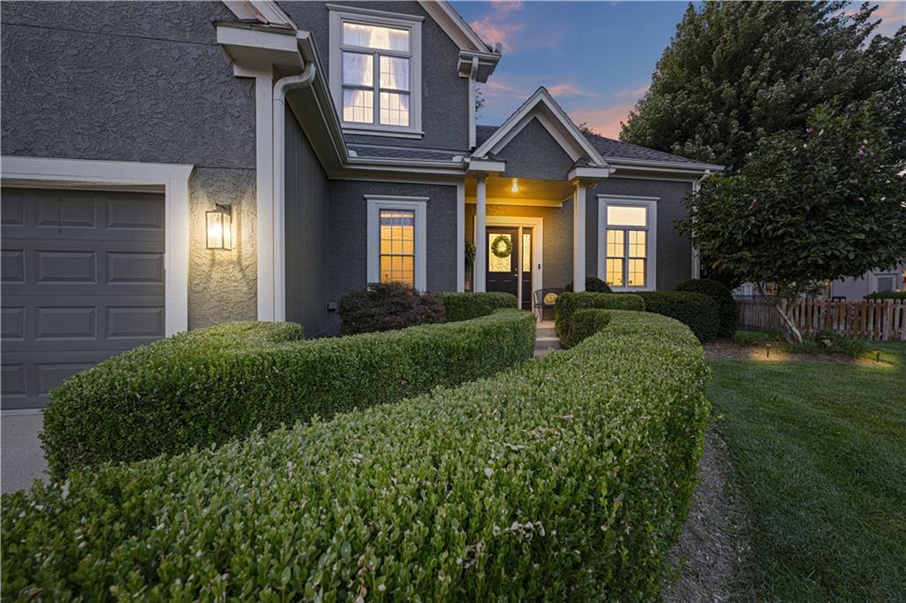 2nd image of 13708 Belinder St, Overland Park, KS 66224 | MLS# 2632642