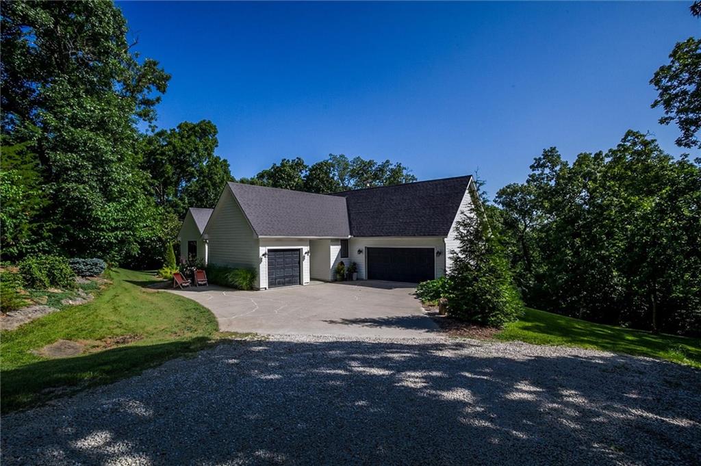 1st image of 17296 Chase Ln, Tonganoxie, KS 66086 | MLS# 2632647
