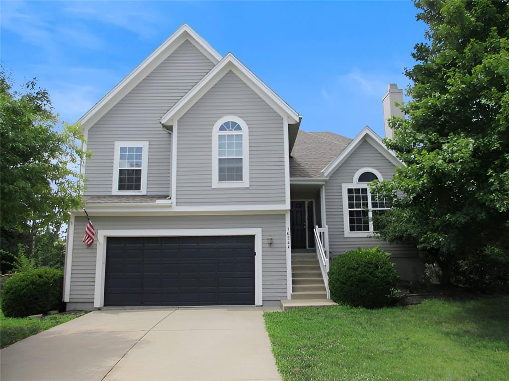 2nd image of 16344 S Central St, Olathe, KS 66062 | MLS# 2632653