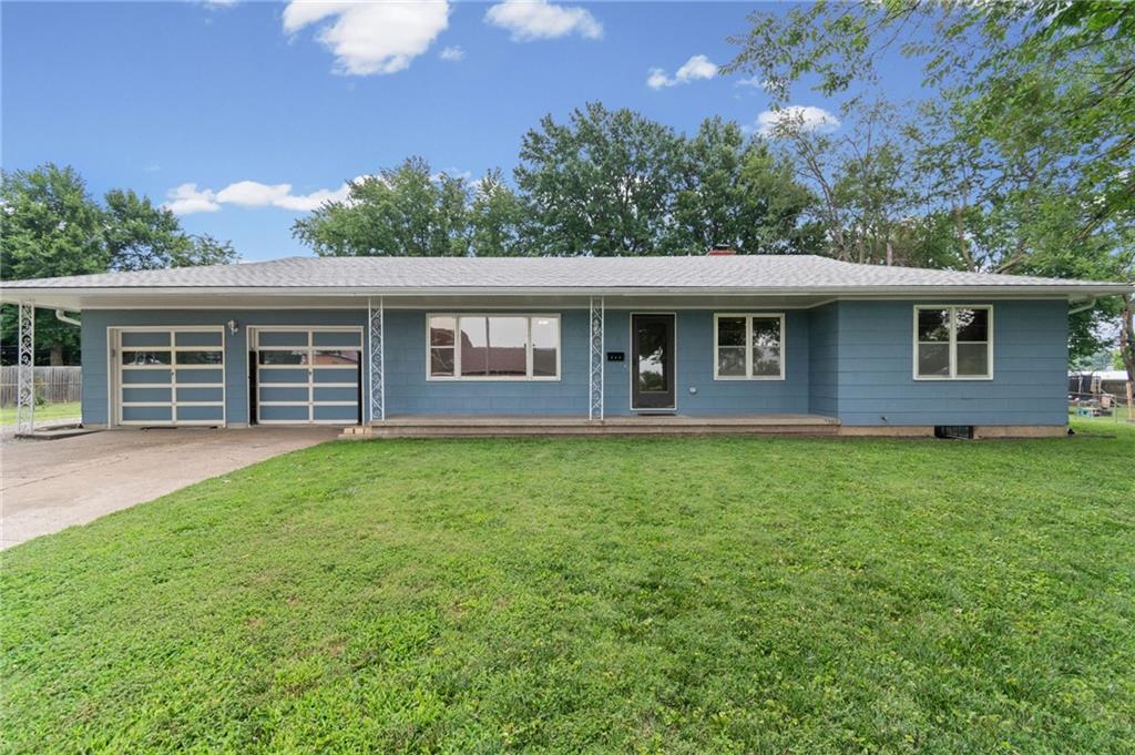 1st image of 804 Sw 19th St, Blue Springs, MO 64015 | MLS# 2632672