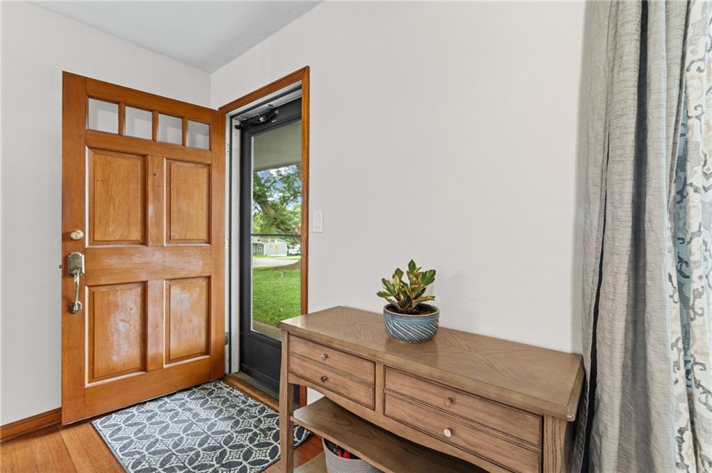 4th image of 804 Sw 19Th St, Blue Springs, MO 64015 | MLS# 2632672