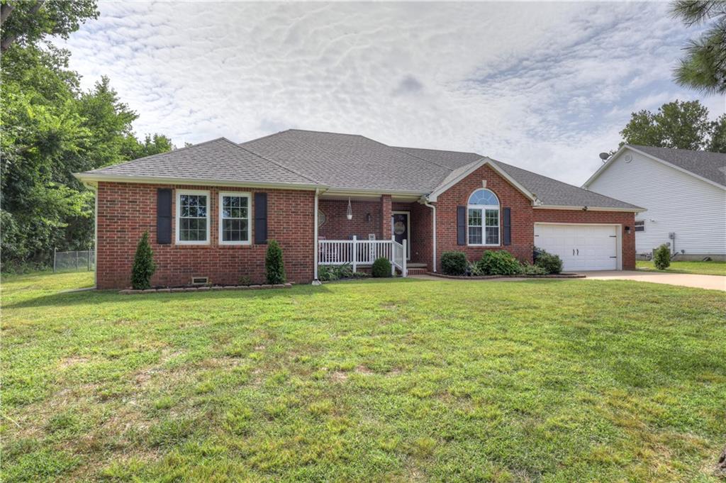 3rd image of 1915 Goetz Blvd, Joplin, MO 64801 | MLS# 2632724