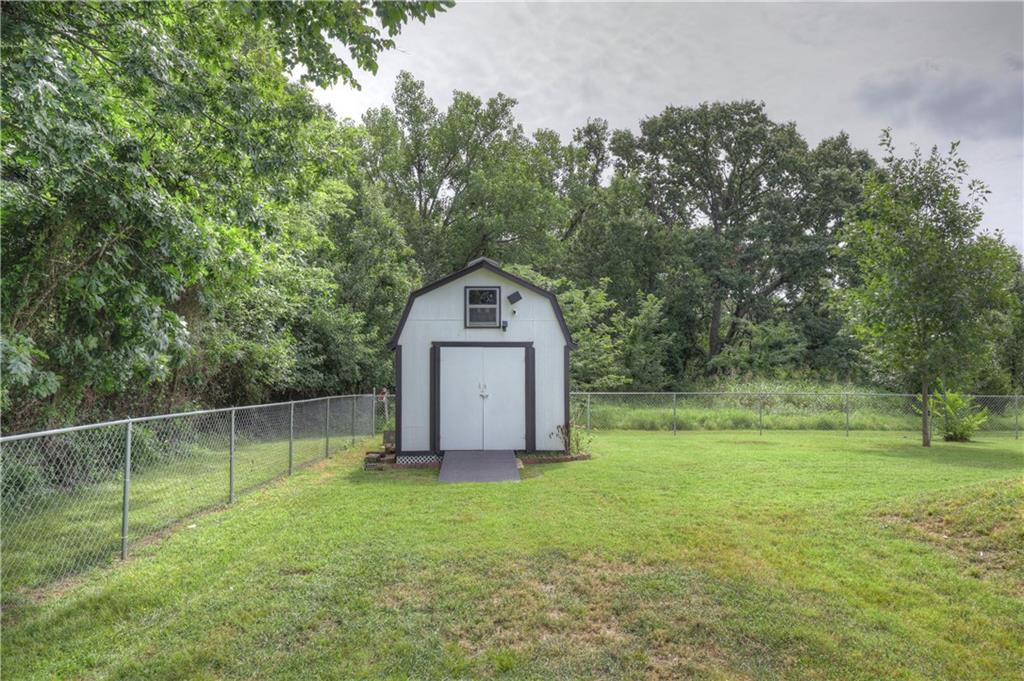 5th image of 1915 Goetz Blvd, Joplin, MO 64801 | MLS# 2632724