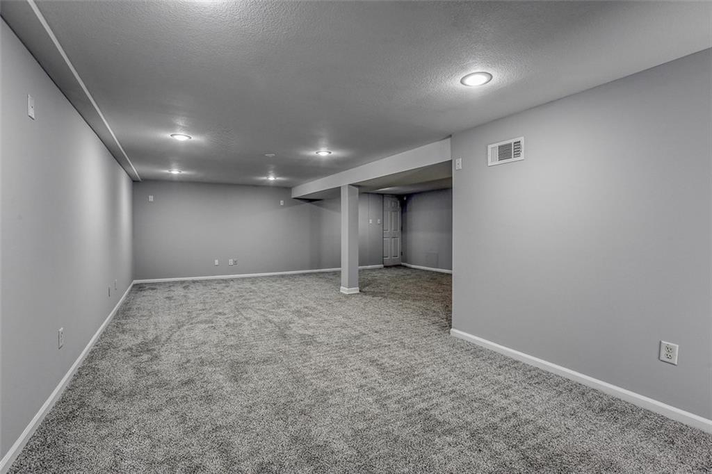 5th image of 613 Ne Corder St, Lees Summit, MO 64063 | MLS# 2632739