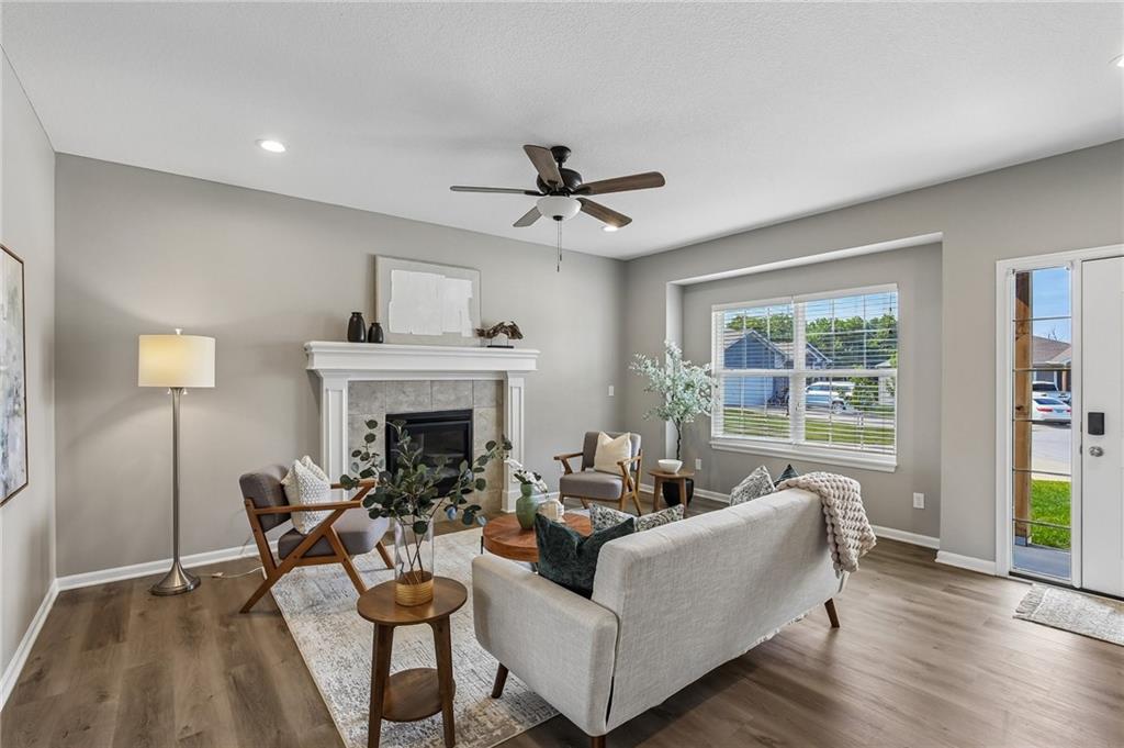 5th image of 1801 Nw Hilltop Ct, Grain Valley, MO 64029 | MLS# 2632747