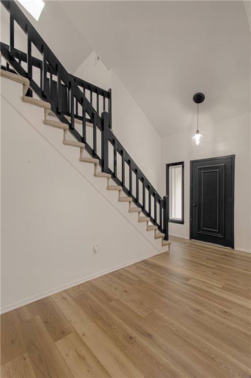 2nd image of 5624 N Gladstone Pl, Gladstone, MO 64119 | MLS# 2632761