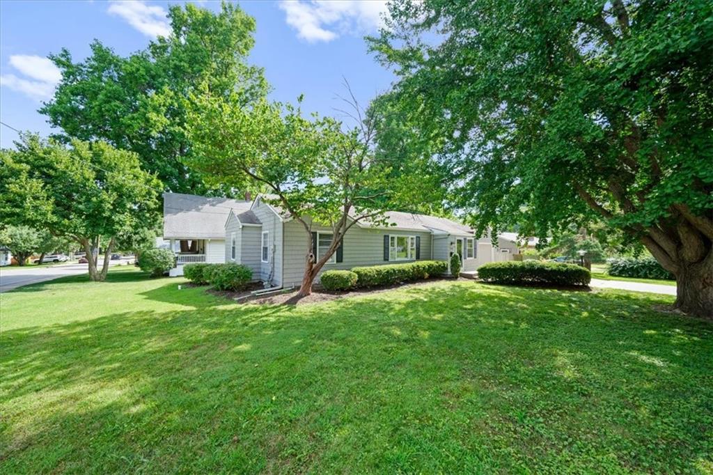3rd image of 2701 W 47Th Ter, Westwood, KS 66205 | MLS# 2632763