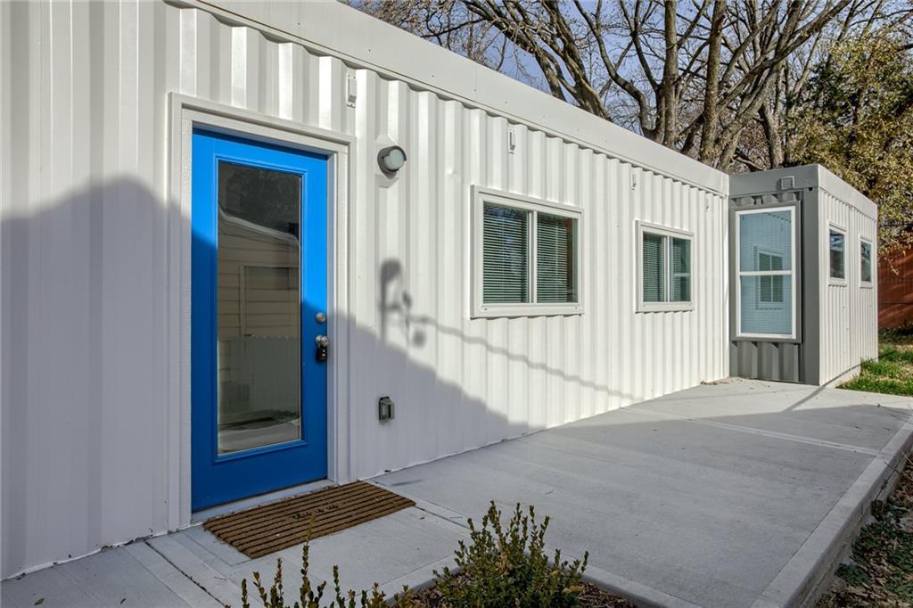 3rd image of 7607 Jefferson St, Kansas City, MO 64114 | MLS# 2632765