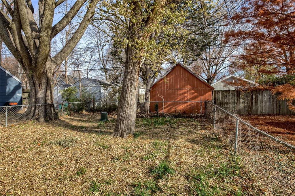 26th image of 7607 Jefferson St, Kansas City, MO 64114 | MLS# 2632765