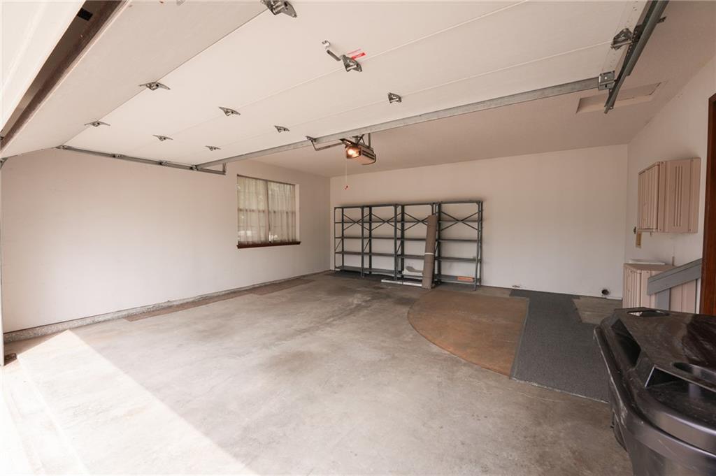 5th image of 5209 S Megan Dr, Independence, MO 64055 | MLS# 2632766