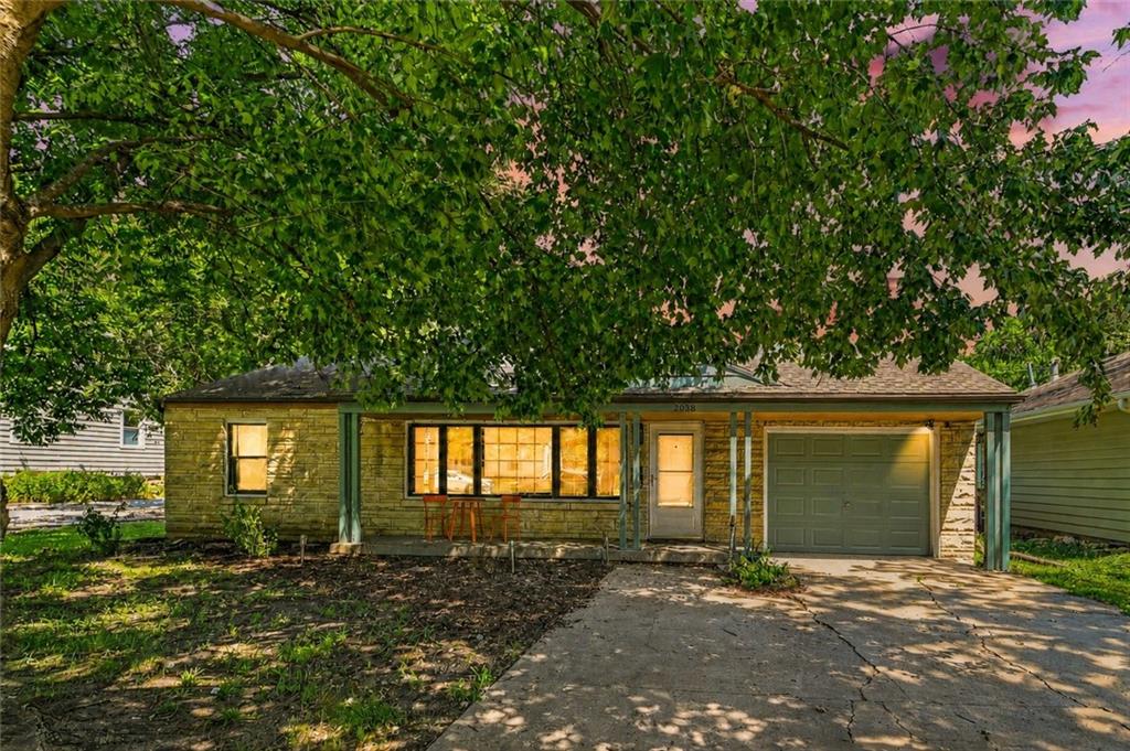 1st image of 2038 Tennessee St, Lawrence, KS 66046 | MLS# 2632770