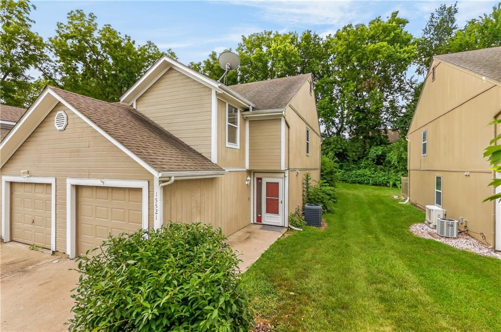 3rd image of 15521 E 48Th St, Kansas City, MO 64136 | MLS# 2632790