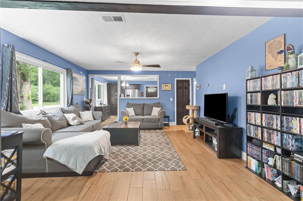 4th image of 1333 E 19Th St, Lawrence, KS 66046 | MLS# 2632814