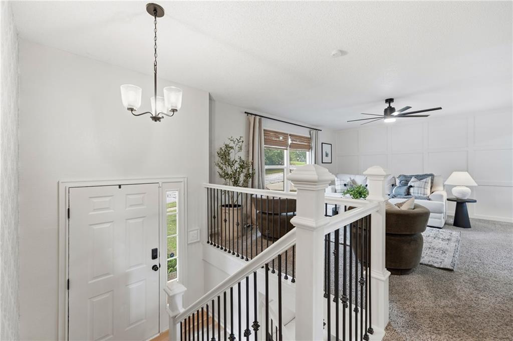 2nd image of 604 E Northview St, Olathe, KS 66061 | MLS# 2632820