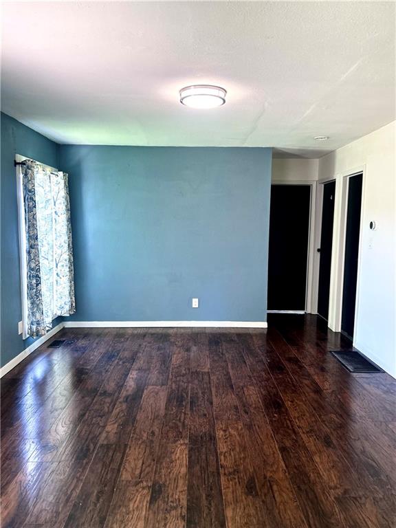 5th image of 5315 University Ave, Saint Joseph, MO 64503 | MLS# 2632835