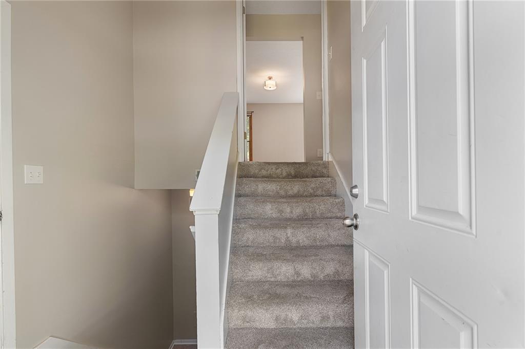 2nd image of 2416 Bryce Ct, Lawrence, KS 66047 | MLS# 2632839
