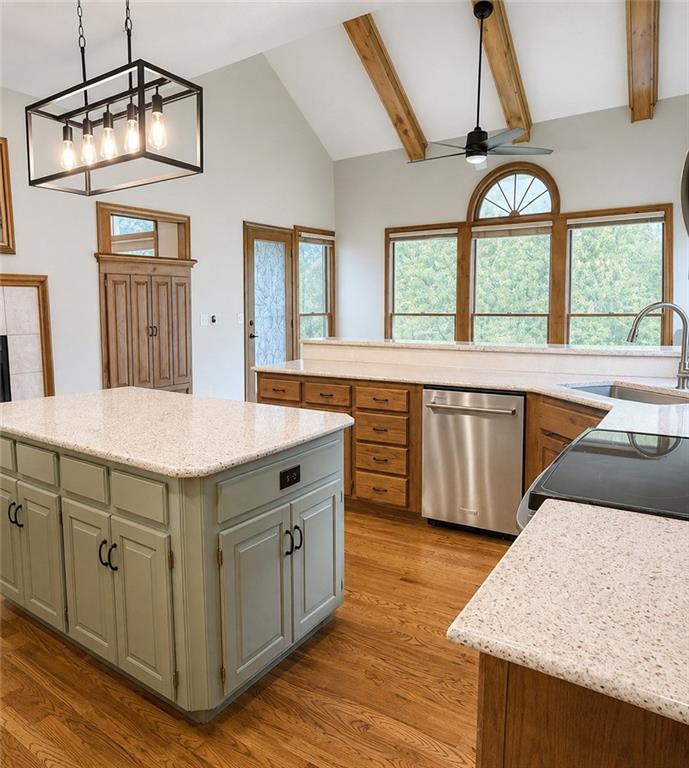 2nd image of 4710 Ne 60th Ter, Kansas City, MO 64119 | MLS# 2632851