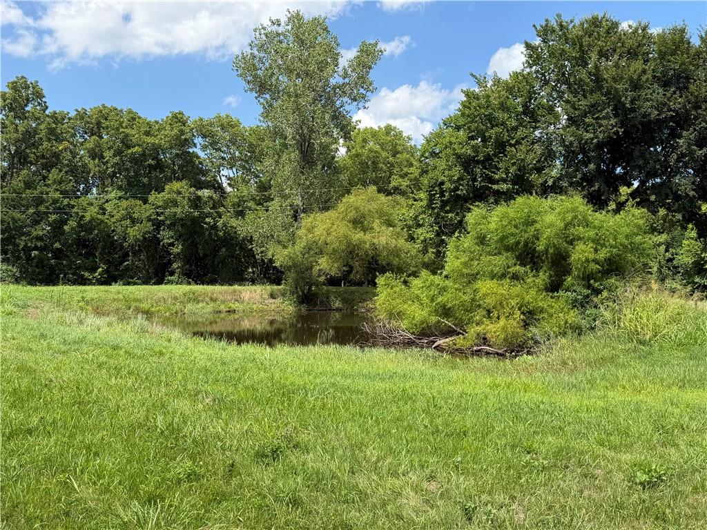 1st image of 15757 206th St, Tonganoxie, KS 66086 | MLS# 2632852