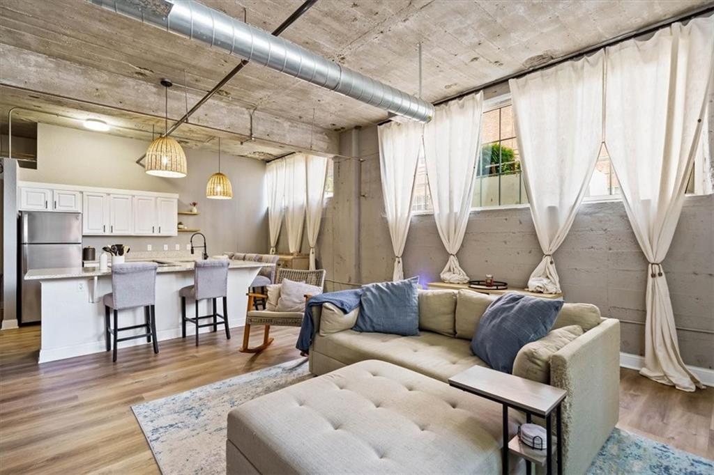 1st image of 321 W 7th St #103, Kansas City, MO 64105 | MLS# 2632859