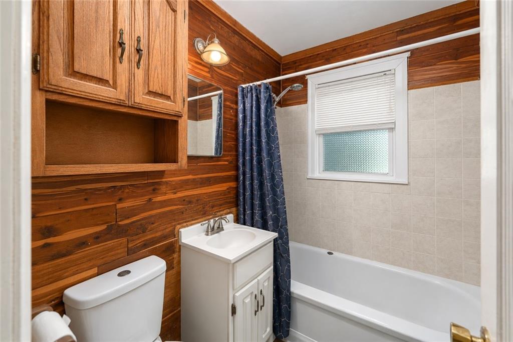 2nd image of 118 N Carlisle St, Sugar Creek, MO 64054 | MLS# 2632884