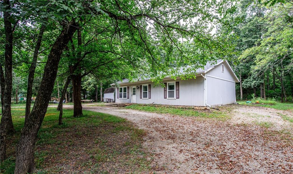 2nd image of 22 N Turner Ln, Lacygne, KS 66040 | MLS# 2632890