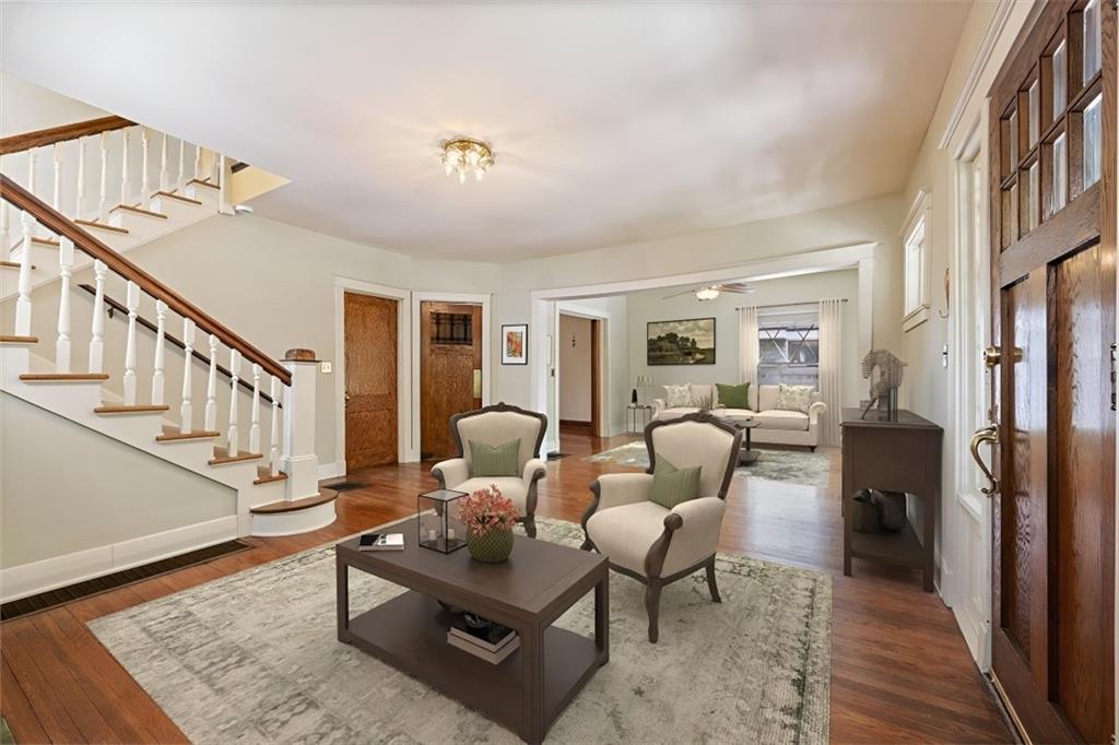 3rd image of 3607 Campbell St, Kansas City, MO 64109 | MLS# 2632895