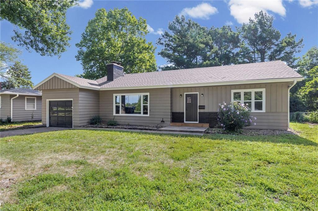 2nd image of 1419 S Hickory St, Ottawa, KS 66067 | MLS# 2632904