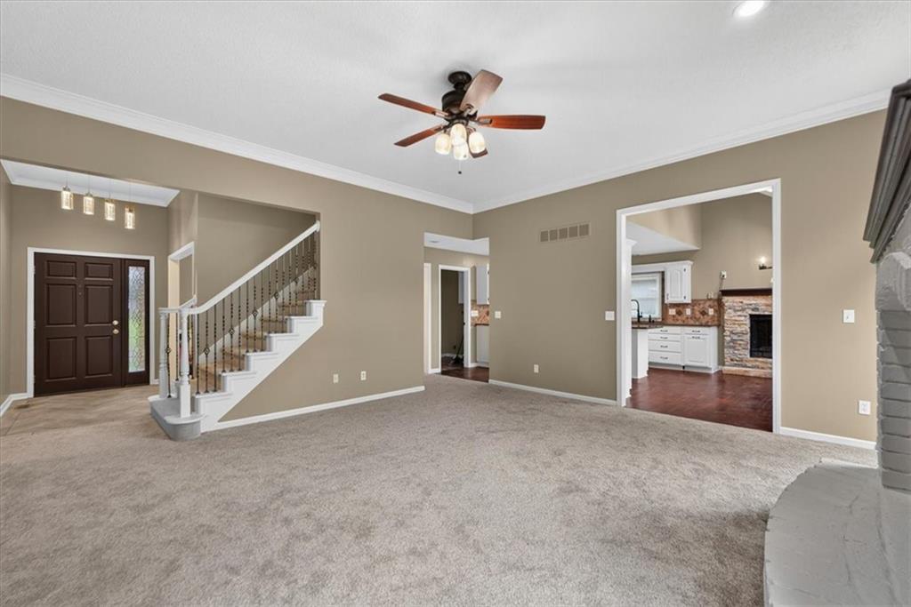 3rd image of 4132 Sw Leeward Dr, Lees Summit, MO 64082 | MLS# 2632927