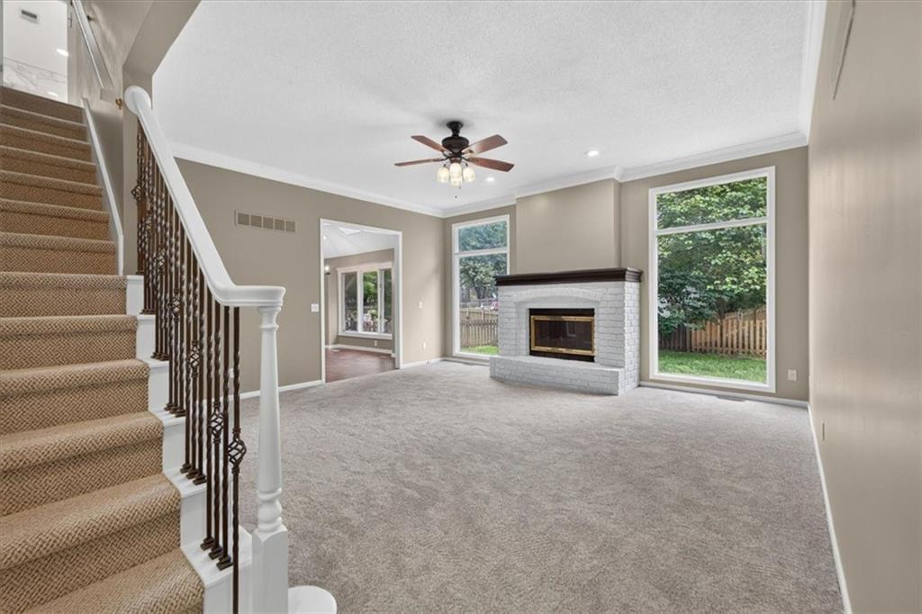 2nd image of 4132 Sw Leeward Dr, Lees Summit, MO 64082 | MLS# 2632927