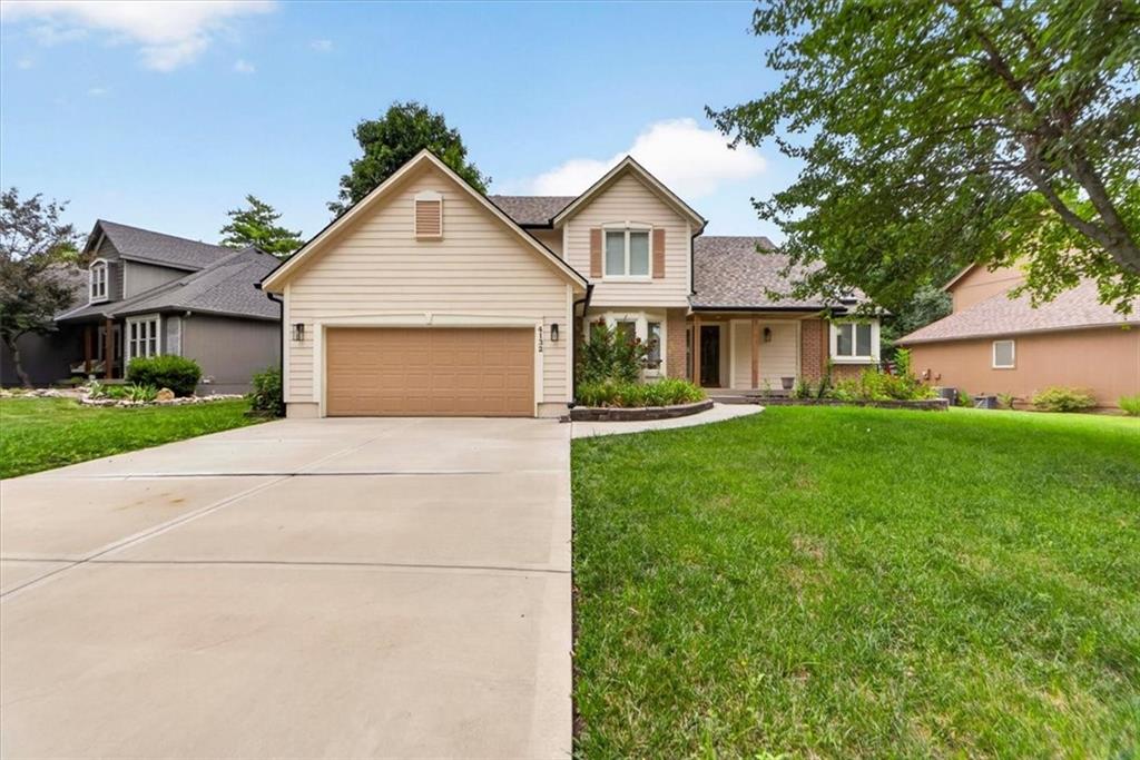 1st image of 4132 Sw Leeward Dr, Lees Summit, MO 64082 | MLS# 2632927