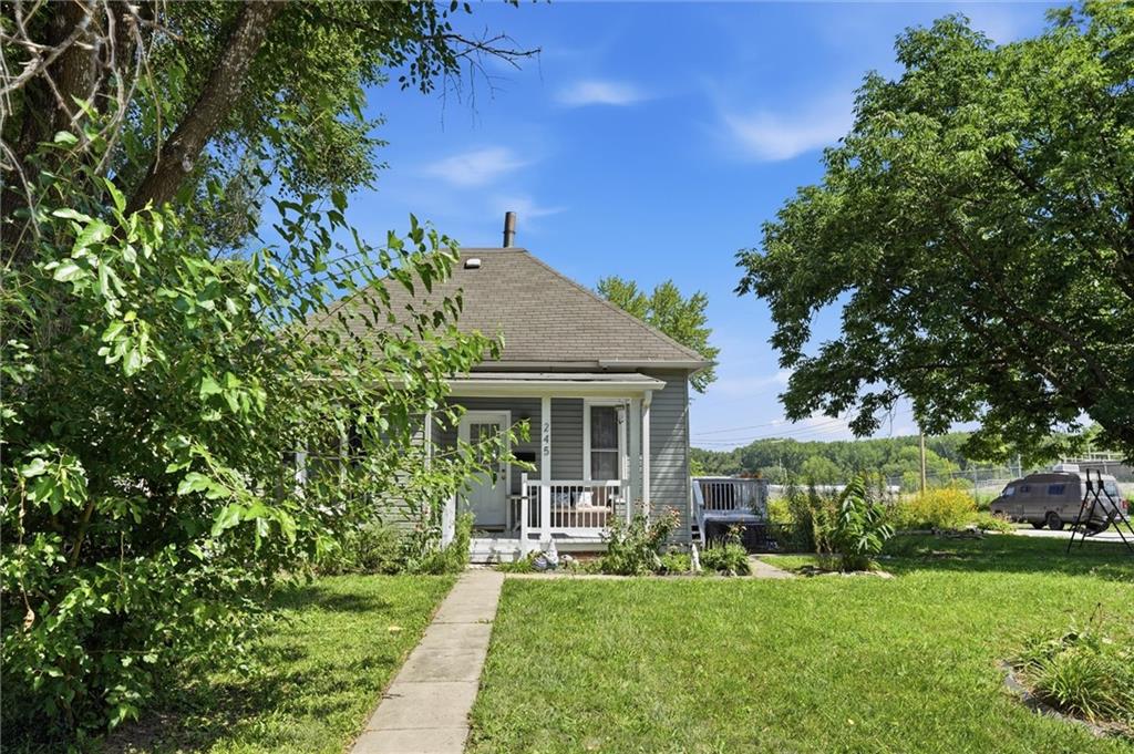 2nd image of 245 Illinois St, Lawrence, KS 66044 | MLS# 2632948