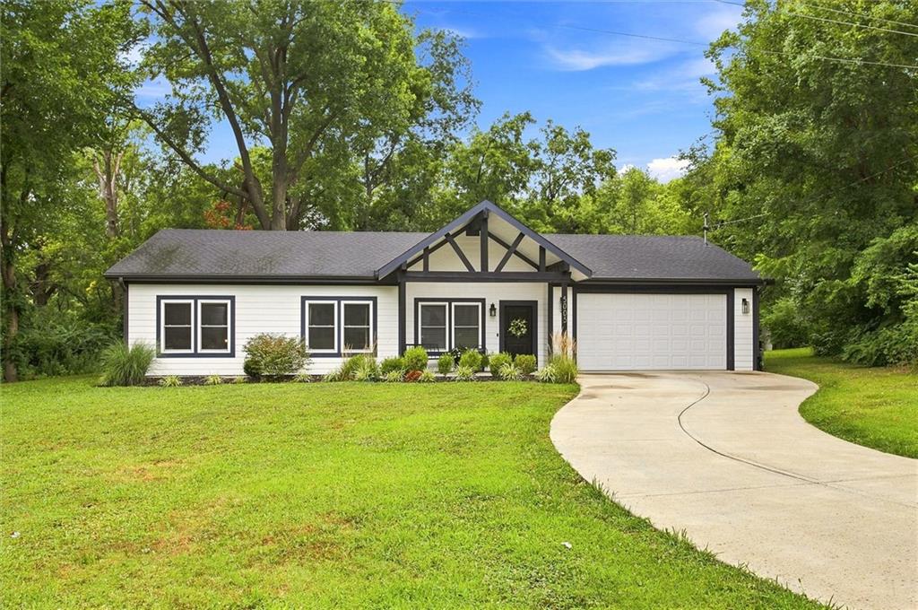 1st image of 5005 Welborn Ln, Kansas City, KS 66104 | MLS# 2632951