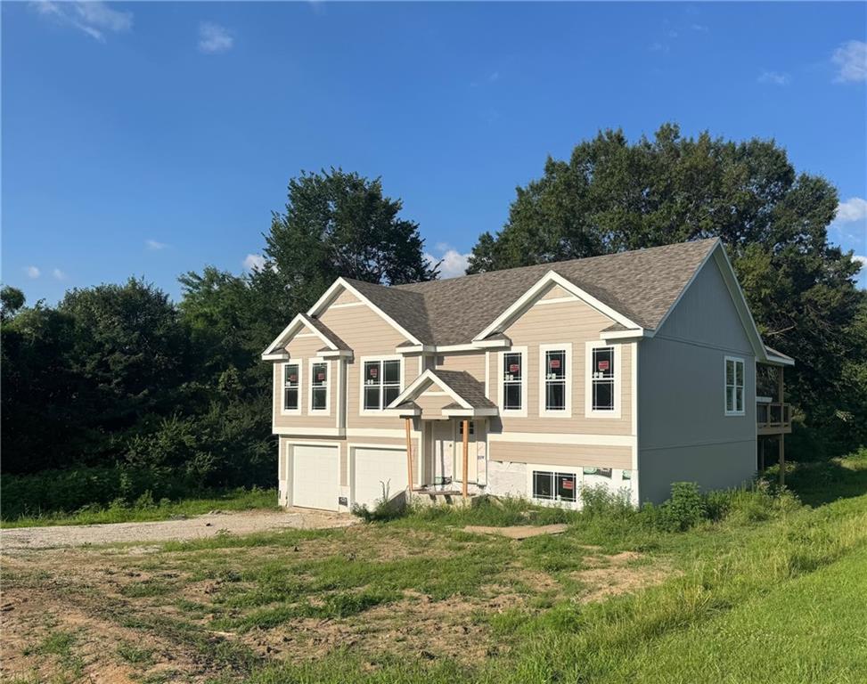 2nd image of 233 Se 141 Rd, Warrensburg, MO 64093 | MLS# 2632958