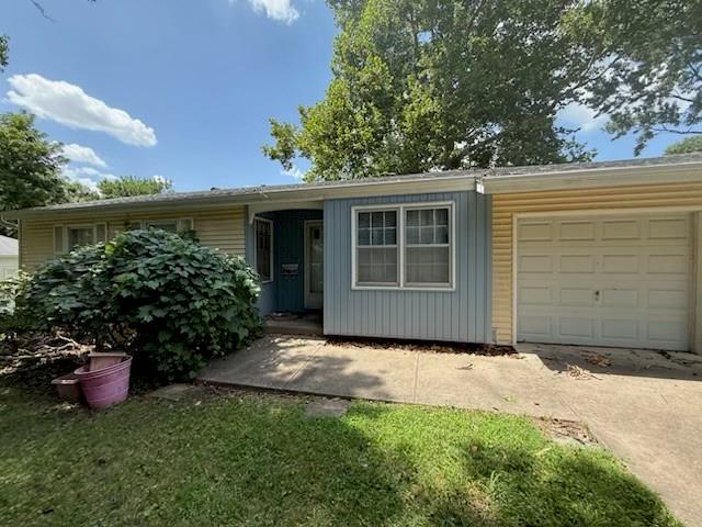 1st image of 8718 Riley St, Overland Park, KS 66212 | MLS# 2633018