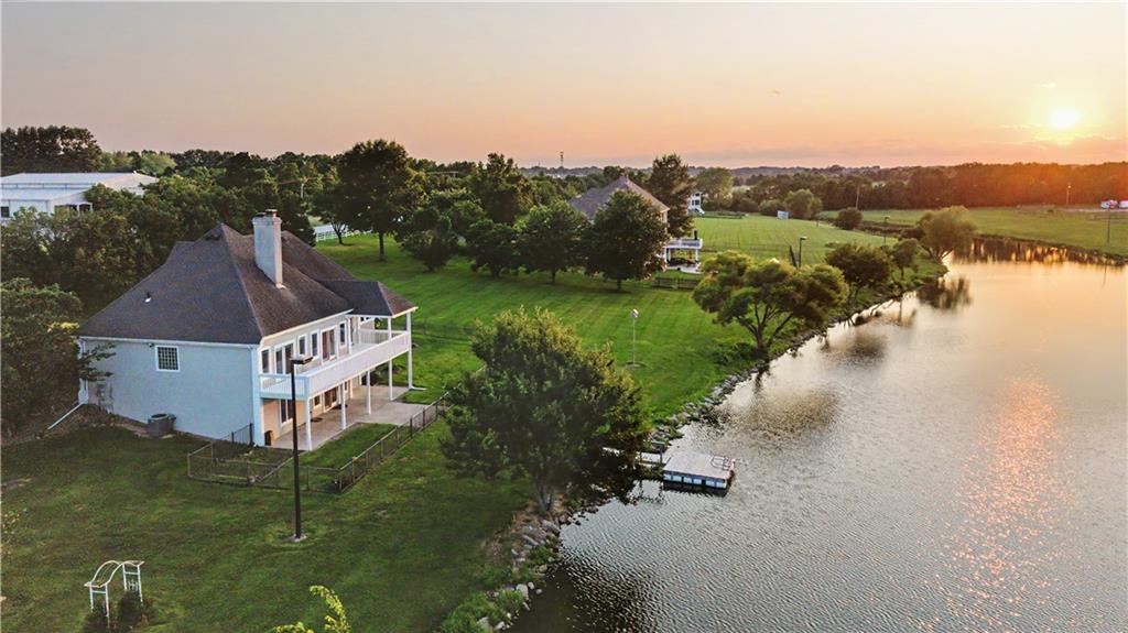 3rd image of 1328 E Walnut St, Raymore, MO 64083 | MLS# 2633029