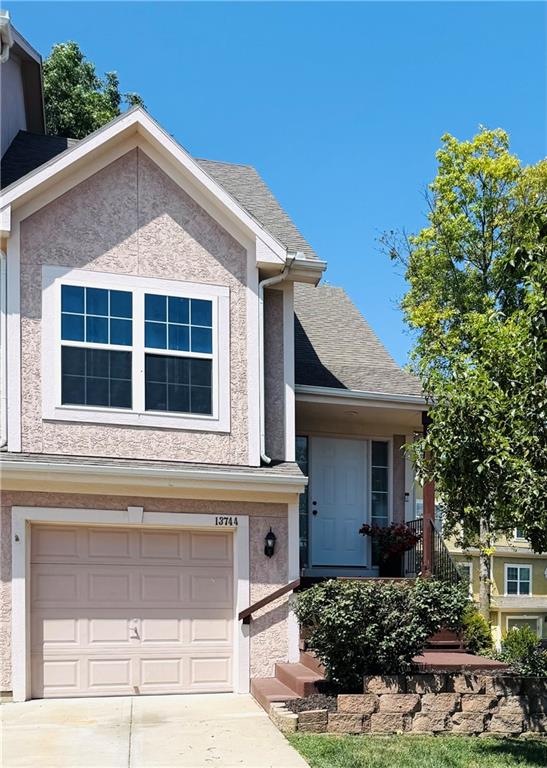 1st image of 13744 Grove Ave, Bonner Springs, KS 66012 | MLS# 2633031
