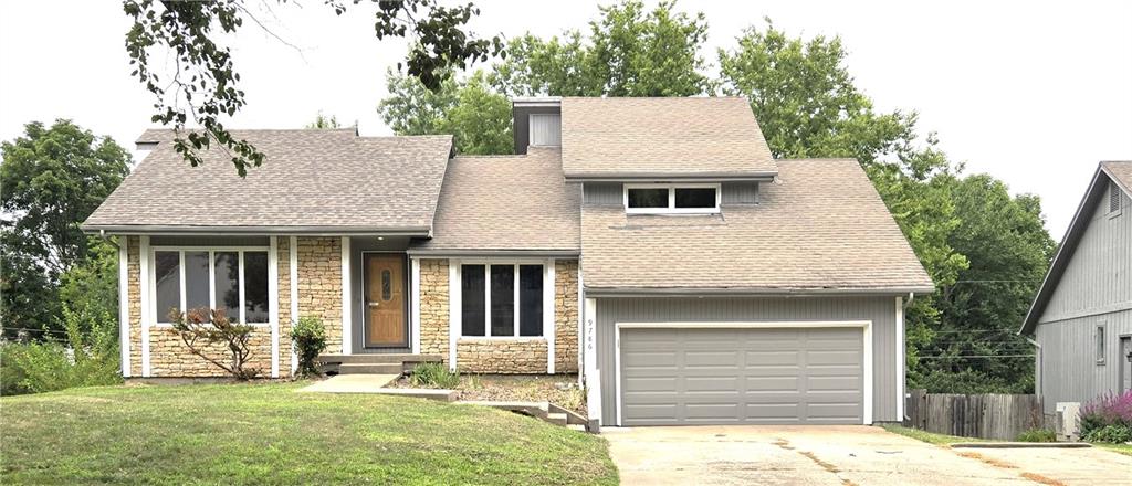 1st image of 9786 W 101 Ter, Overland Park, KS 66212 | MLS# 2633051