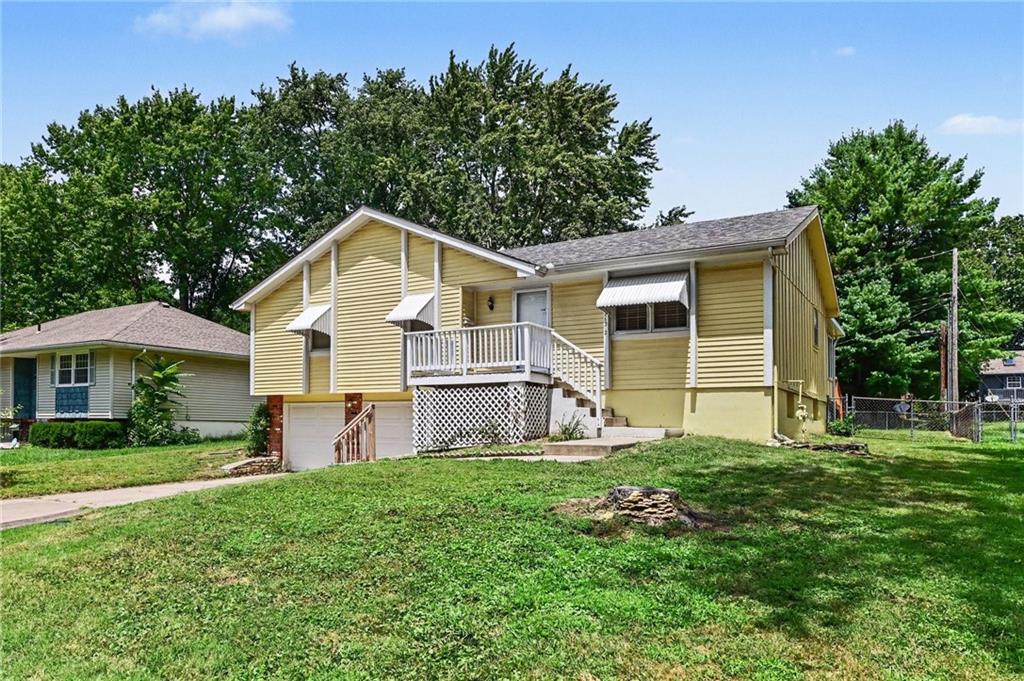 3rd image of 11312 E 58Th Ter, Raytown, MO 64133 | MLS# 2633053