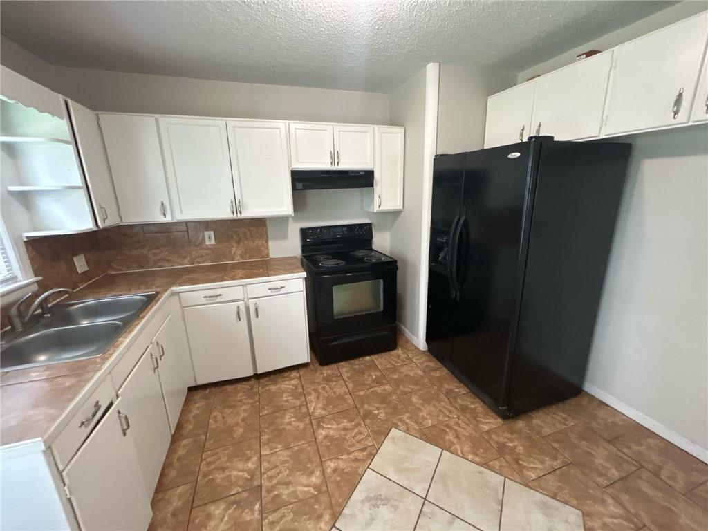 2nd image of 8855 E 59th St, Raytown, MO 64133 | MLS# 2633054