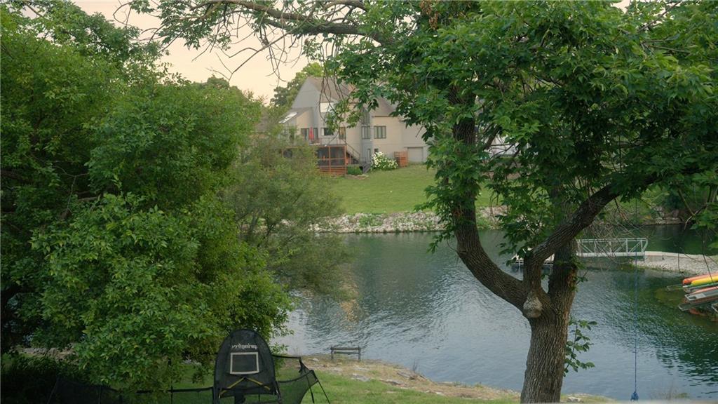 3rd image of 213 Nw Aspen St, Lees Summit, MO 64064 | MLS# 2633059