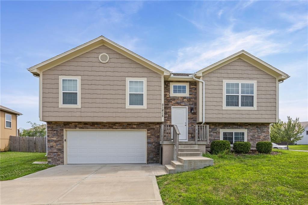 1st image of 31815 W 171st St, Gardner, KS 66030 | MLS# 2633080
