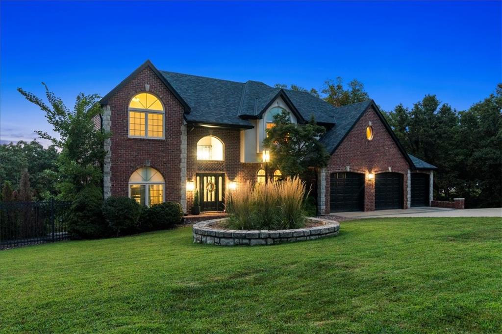 4th image of 2523 Sw Still Meadows Ter, Blue Springs, MO 64015 | MLS# 2633095