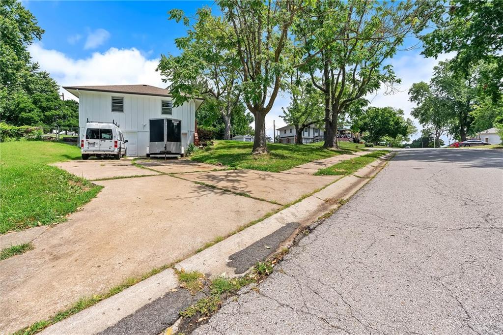 26th image of 3726 S Trail Ridge Dr, Independence, MO 64055 | MLS# 2633103